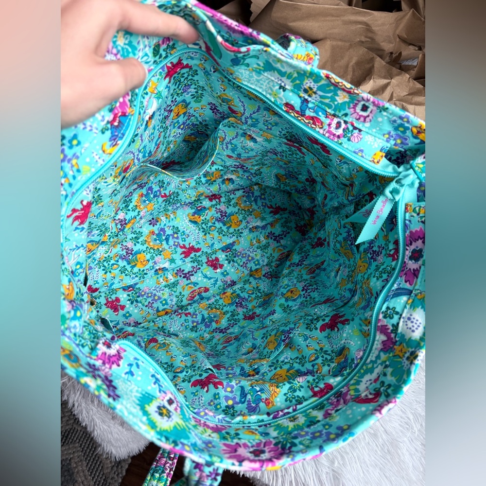 BOLO BNWOT Vera Bradley Disney Ariel Tote Bag Purse Handbag Little Mermaid - Picture 13 of 16